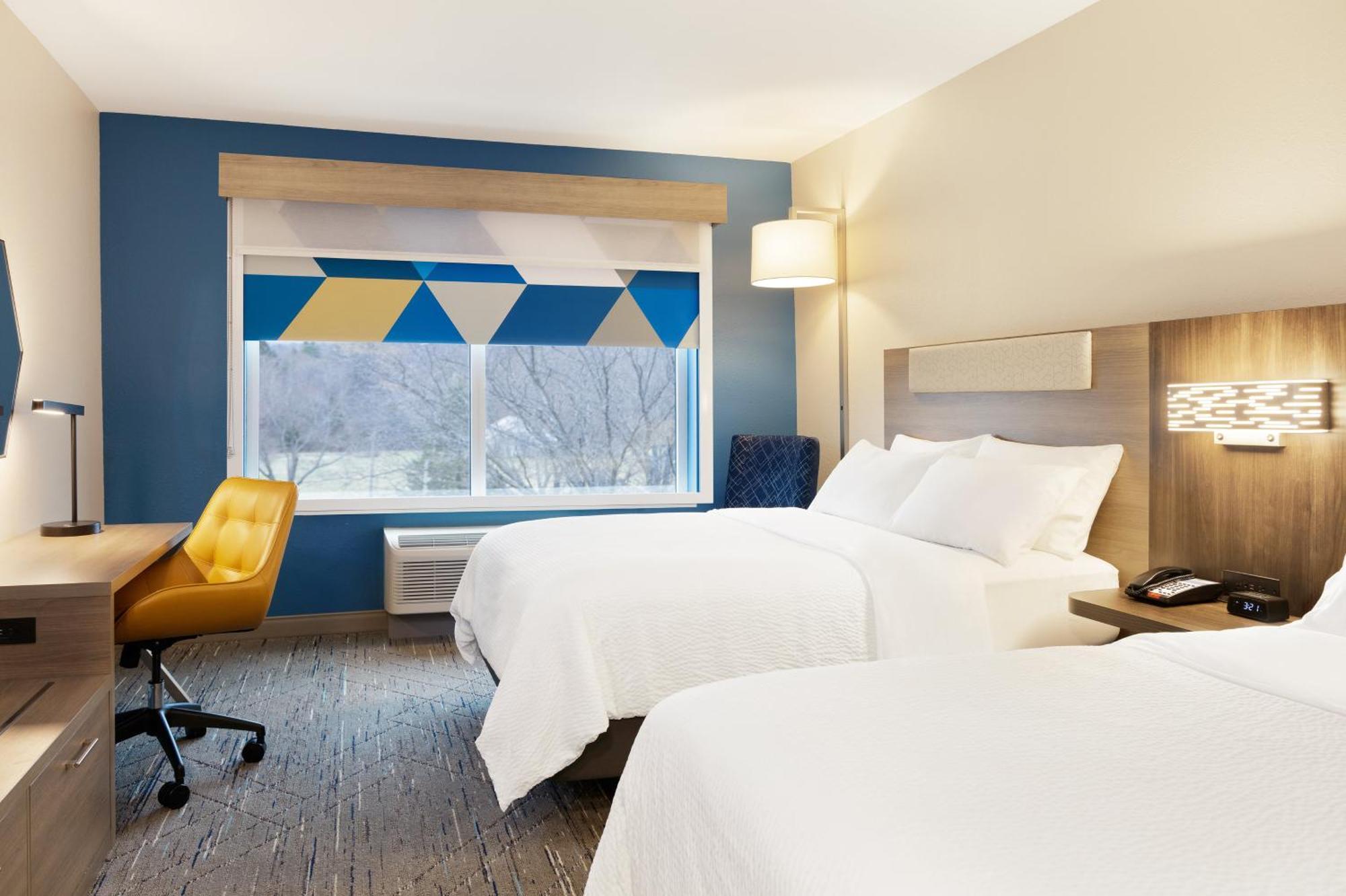 Holiday Inn Express & Suites Chicago North Shore - Niles By Ihg Exterior photo